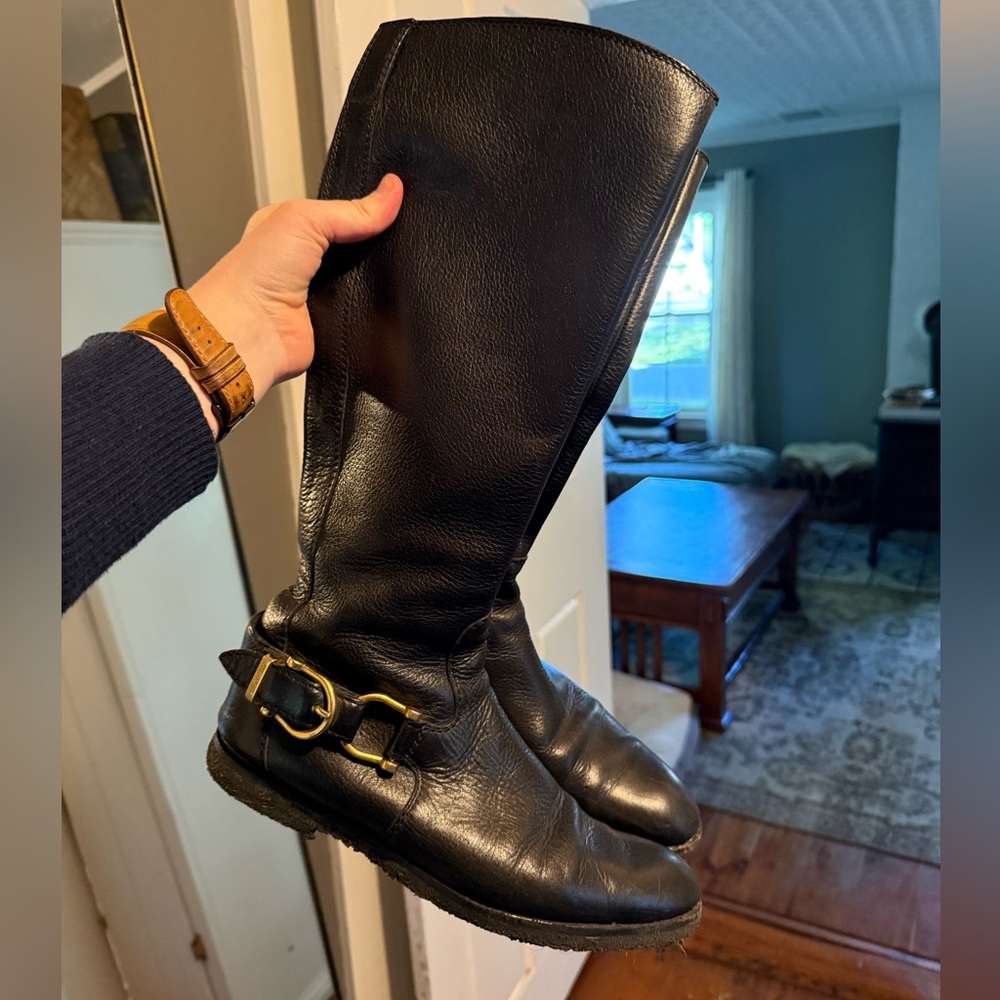 Burberry Black Leather Riding Boots with Buckle